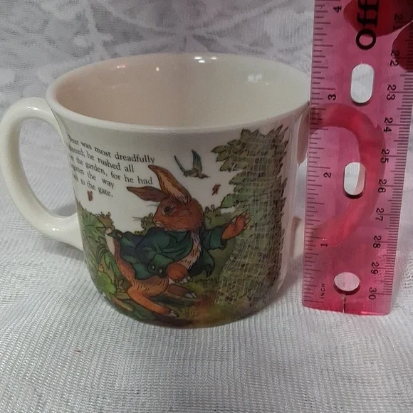 Vintage Peter Rabbit Mug Child Size Two Handles Beatrix Potter 1987 - Picture 9 of 9